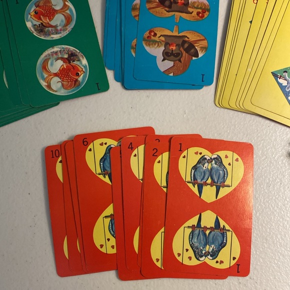 Vintage Hearts Card Game - Picture 6 of 11